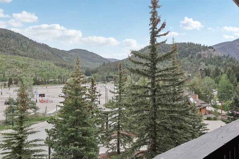 Mountain-View Escape in the Heart of Keystone - Keystone, Colorado