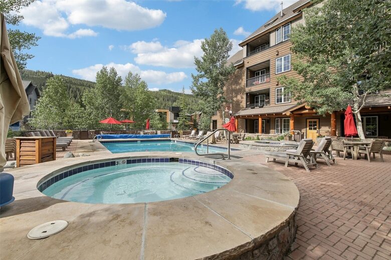 Mountain-View Escape in the Heart of Keystone - Keystone, Colorado