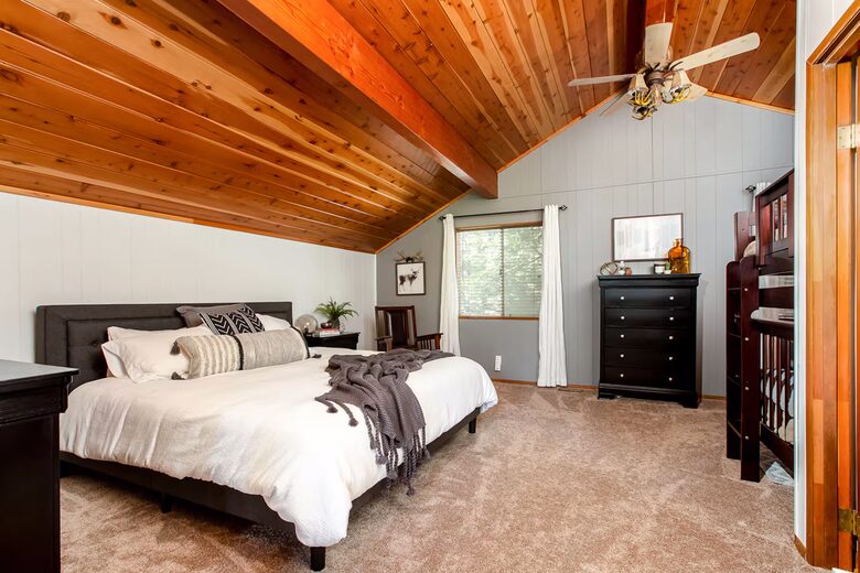 Lake Arrowhead A-Frame with Forest Views and Lake Access - Lake Arrowhead, California