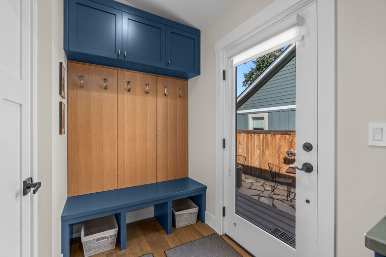 Downtown Bend Craftsman with Separate Guest Suite - Bend, Oregon