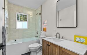 Casa de estilo Craftsman en el centro de Bend con suite independiente para invitados - Bend, Oregón