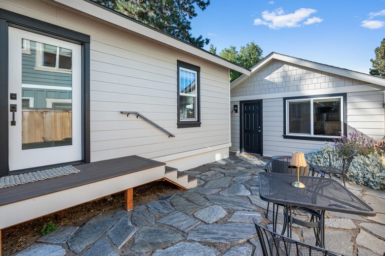 Downtown Bend Craftsman with Separate Guest Suite - Bend, Oregon