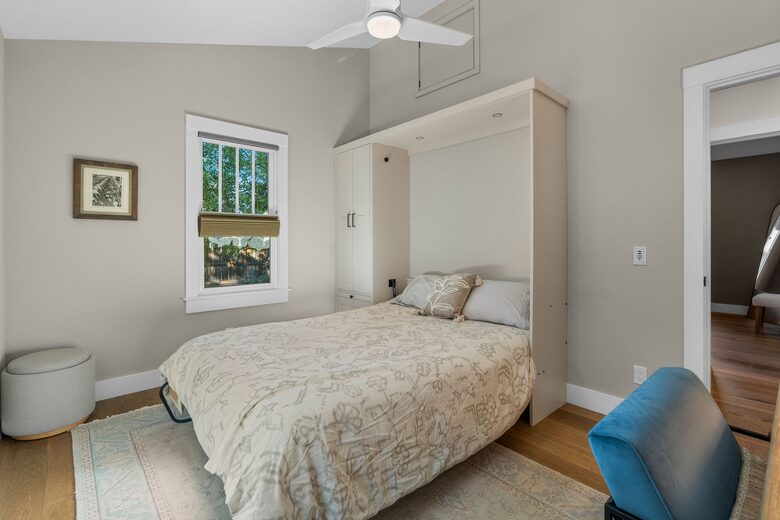 Downtown Bend Craftsman with Separate Guest Suite - Bend, Oregon