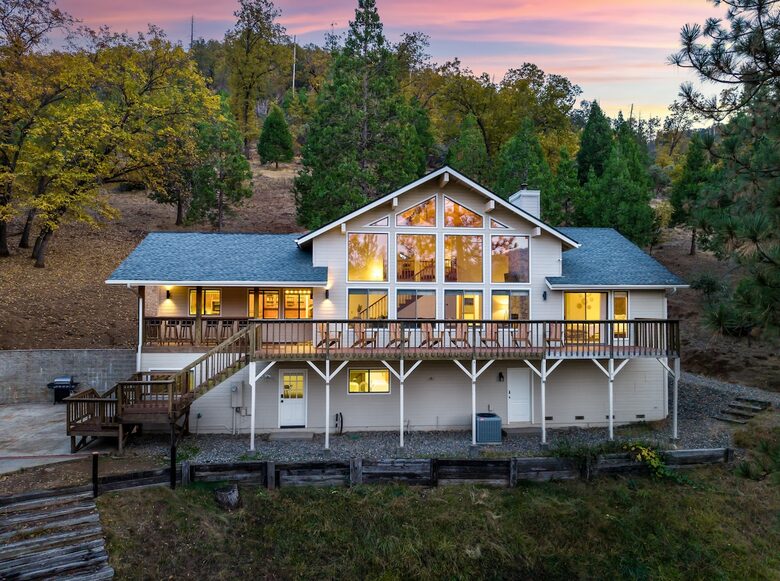 Coarsegold Mountain Retreat Near Yosemite with Panoramic Views - Coarsegold, California
