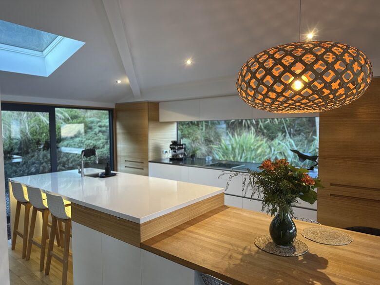 Queenstown Retreat with Lake Wakatipu & Mountain Views - Queenstown, New Zealand
