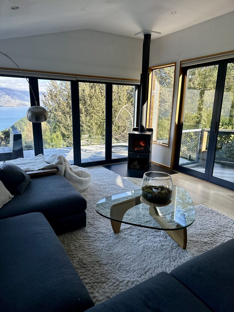 Queenstown Retreat with Lake Wakatipu & Mountain Views - Queenstown, New Zealand
