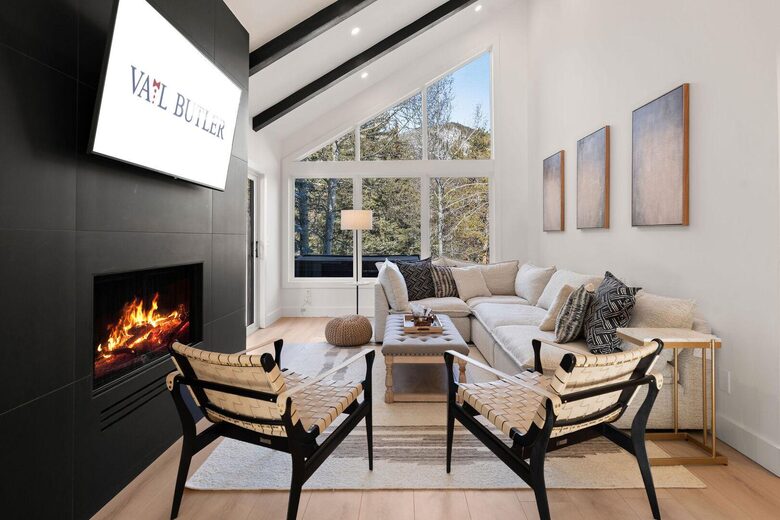 Vail Cascade Mountain Retreat with Private Hot Tub - Vail, Colorado