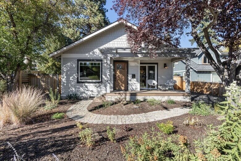 Downtown Bend Craftsman with Separate Guest Suite - Bend, Oregon