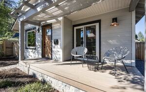 Casa de estilo Craftsman en el centro de Bend con suite independiente para invitados - Bend, Oregón