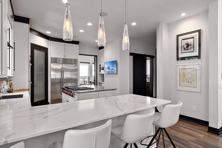 Elegant Royal Oak Escape - Royal Oak, Michigan