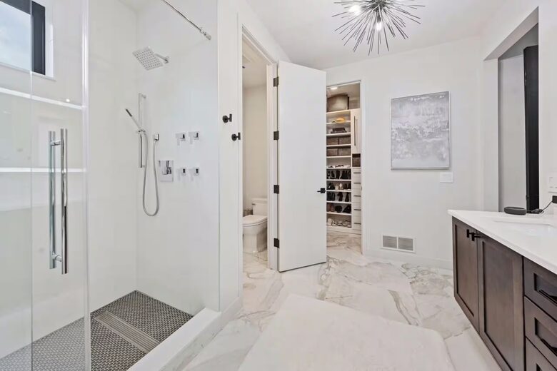 Elegant Royal Oak Escape - Royal Oak, Michigan
