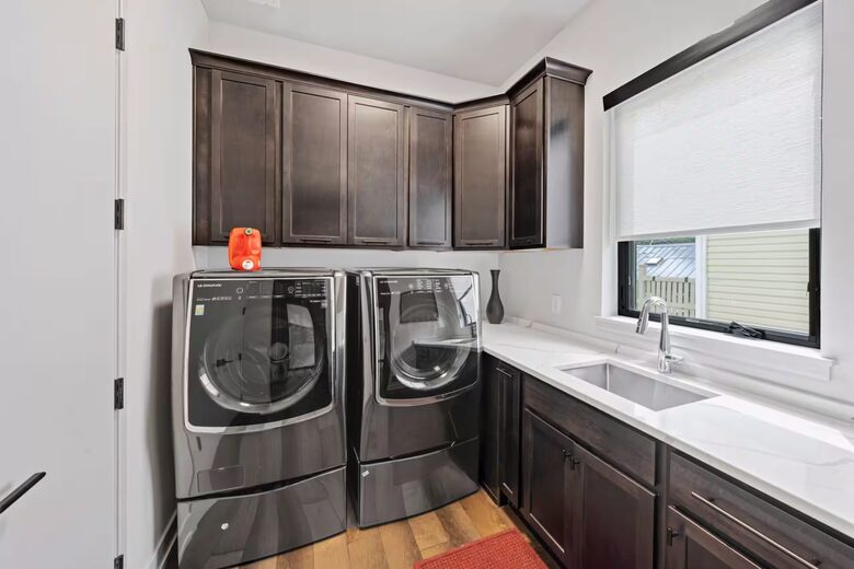Elegant Royal Oak Escape - Royal Oak, Michigan