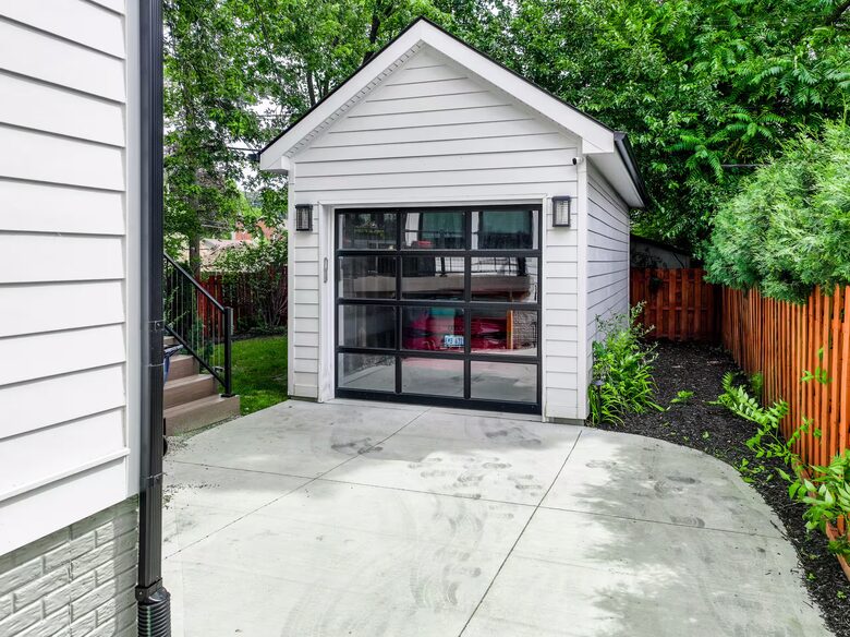 Elegant Royal Oak Escape - Royal Oak, Michigan