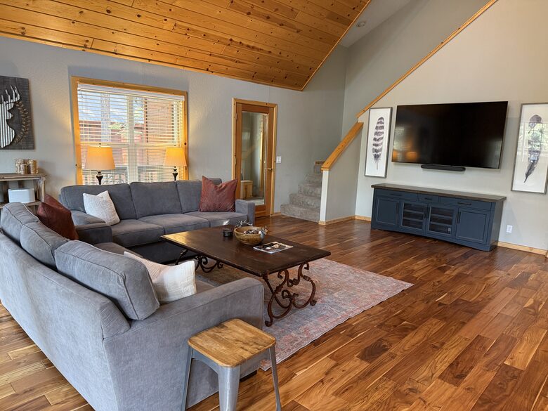 Serene Mountain Retreat at Tahoe Donner - Truckee, California