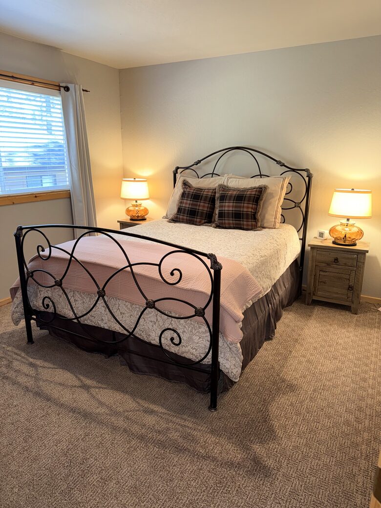 Serene Mountain Retreat at Tahoe Donner - Truckee, California