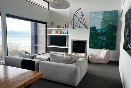 Melbourne Beachfront Penthouse with Bay Views - Melbourne, Australia