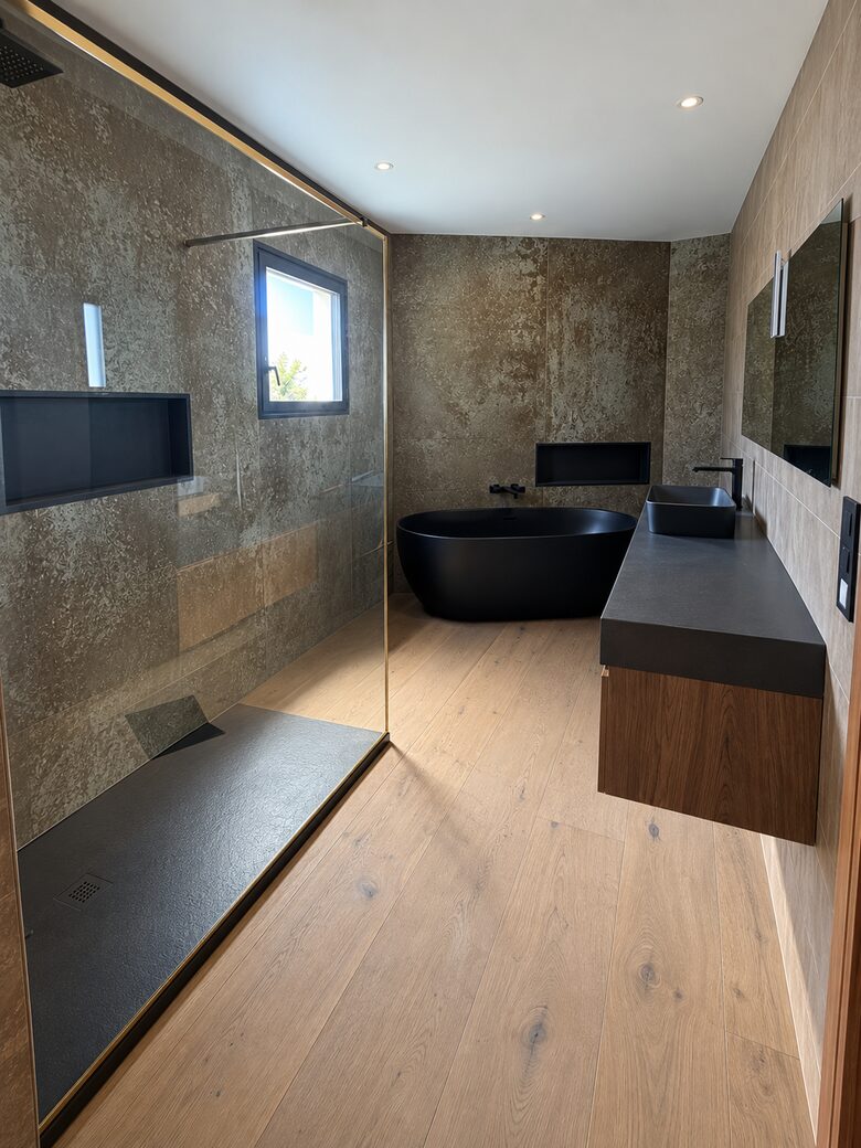 Contemporary Corsican Retreat near Saint Cyprien - Cirendinu, France