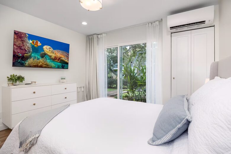 Turtle Bay 3BR Golf Course Retreat with En-Suite Bedrooms - Kahuku, Hawaii
