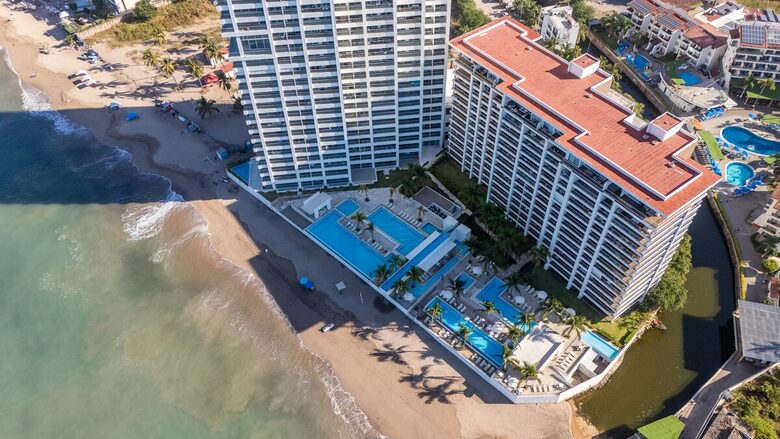 17th-Floor Harbor 171 Residence with Wrap-Around Views - Puerto Vallarta, Mexico