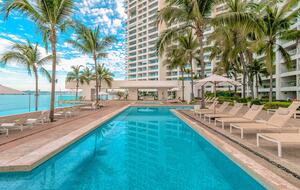 17th-Floor Harbor 171 Residence with Wrap-Around Views - Puerto Vallarta, Mexico
