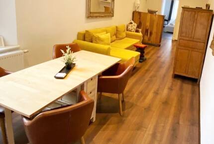 2 BD Apartment in Central Düsseldorf - Düsseldorf, Germany