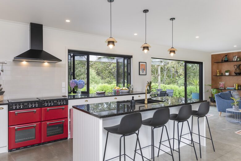 Contemporary Retreat in Matokitoki Valley - Gisborne, New Zealand