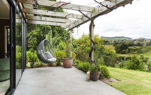 Contemporary Retreat in Matokitoki Valley - Gisborne, New Zealand