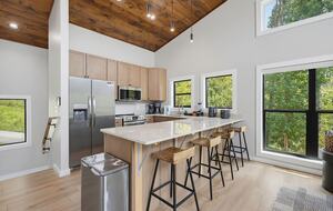 Wears Valley Cabin with Indoor Pool and Mountain Views - Sevierville, Tennessee