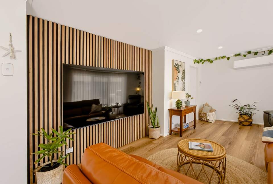 Christies Beach Coastal Home with Tropical Outdoor Living - Adelaide, Australia