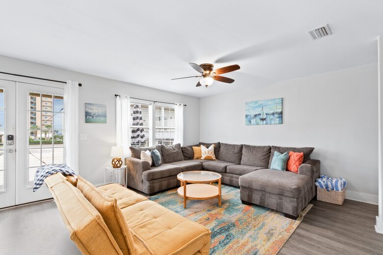 Spacious West Beach Retreat Steps from the Gulf - Gulf Shores, Alabama