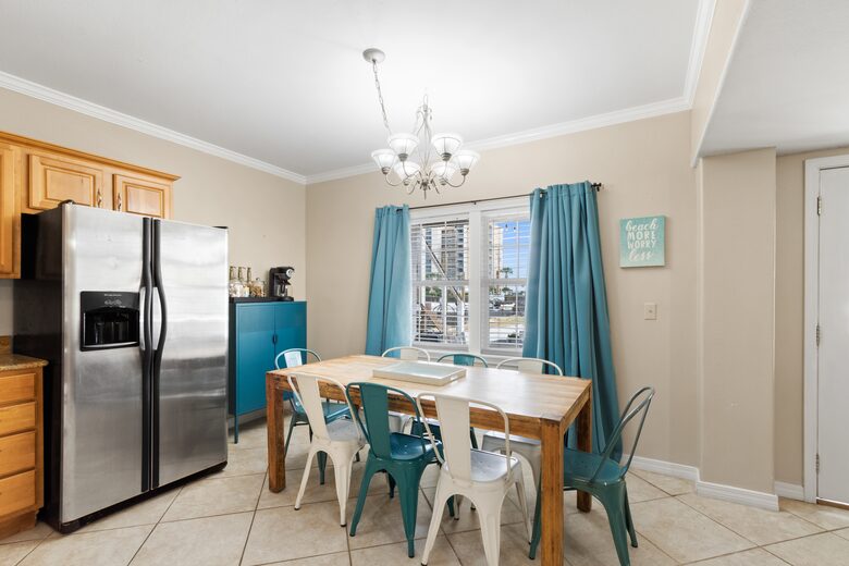 Spacious West Beach Retreat Steps from the Gulf - Gulf Shores, Alabama