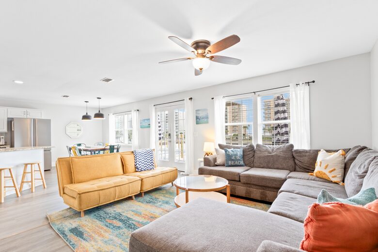 Spacious West Beach Retreat Steps from the Gulf - Gulf Shores, Alabama