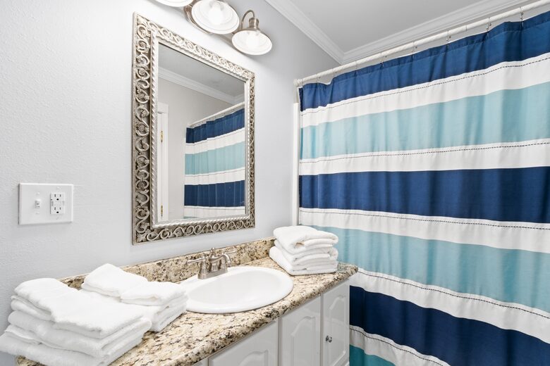 Spacious West Beach Retreat Steps from the Gulf - Gulf Shores, Alabama