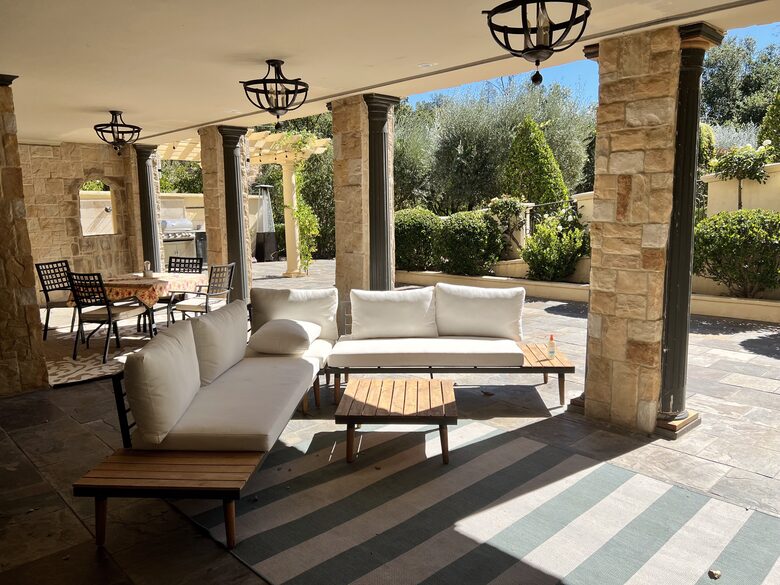 Private Calistoga Estate Surrounded by Woodlands - Calistoga, California