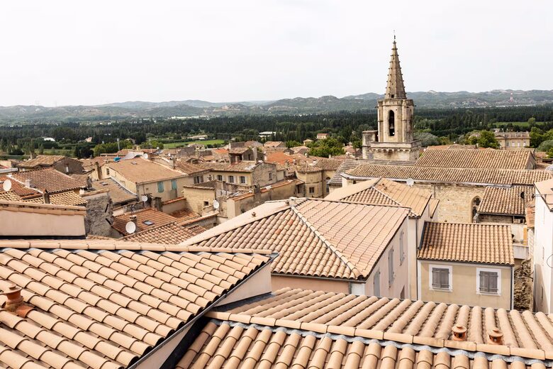 Historic Convent Home in Provence - Barbentane, France