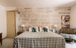 Historic Convent Home in Provence - Barbentane, France