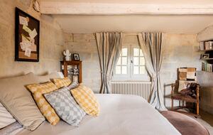 Historic Convent Home in Provence - Barbentane, France