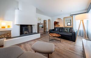 Contemporary Residence in the Swiss Alps - Arosa, Switzerland
