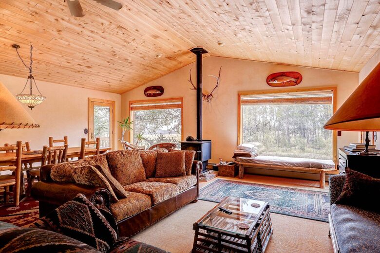 Fairplay Mountain Retreat with Hot Tub Near Breckenridge - Fairplay, Colorado