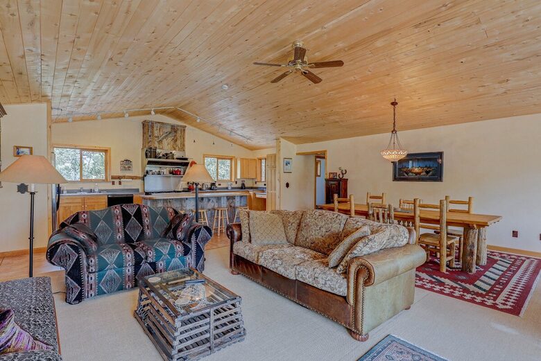 Fairplay Mountain Retreat with Hot Tub Near Breckenridge - Fairplay, Colorado