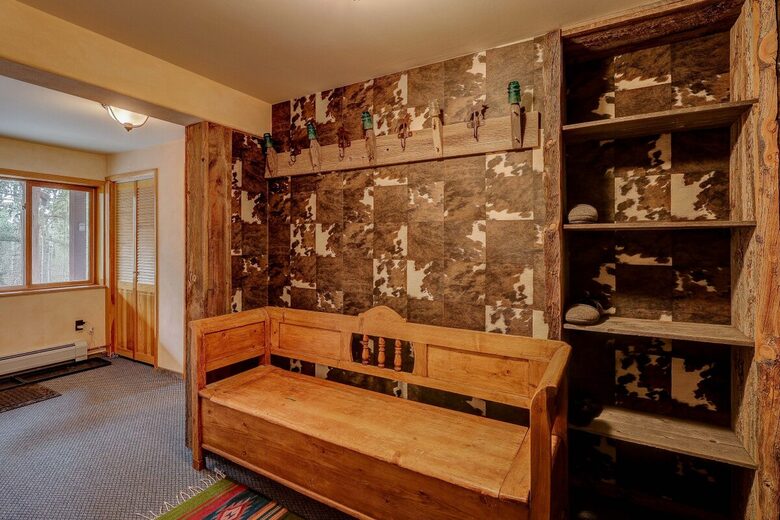 Fairplay Mountain Retreat with Hot Tub Near Breckenridge - Fairplay, Colorado