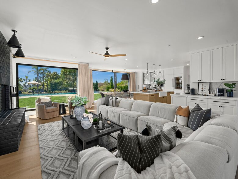 Canyon View Estate with Private Tennis Court & Luxe Casita - Encinitas, California