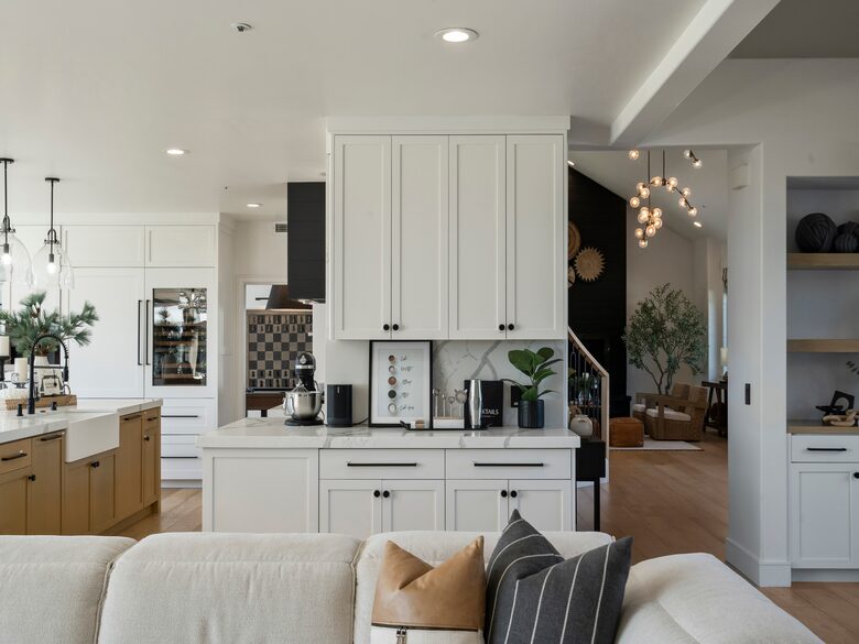 Canyon View Estate with Private Tennis Court & Luxe Casita - Encinitas, California
