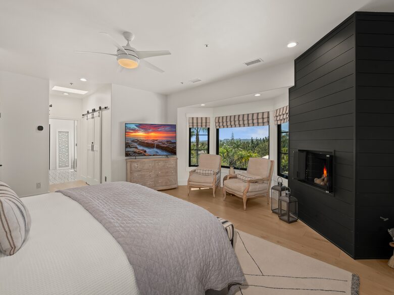 Canyon View Estate with Private Tennis Court & Luxe Casita - Encinitas, California