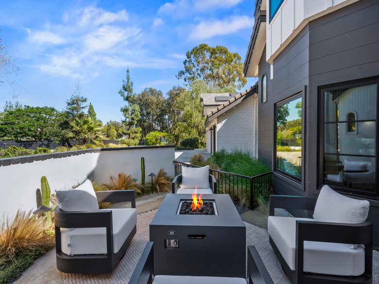 Canyon View Estate with Private Tennis Court & Luxe Casita - Encinitas, California