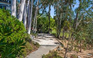 TheFarmHouz | Canyon View Estate with Tennis Court & Casita - Encinitas, California