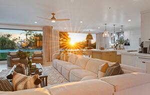 TheFarmHouz | Canyon View Estate with Tennis Court & Casita