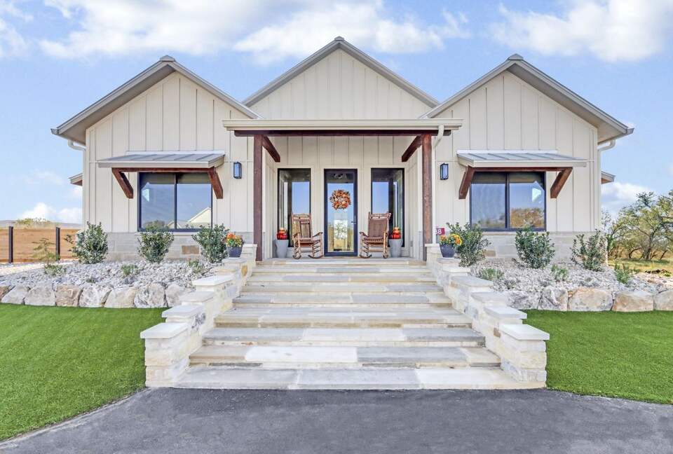 Stylish Fredericksburg Retreat at Arch Ray on the River - Fredericksburg, Texas