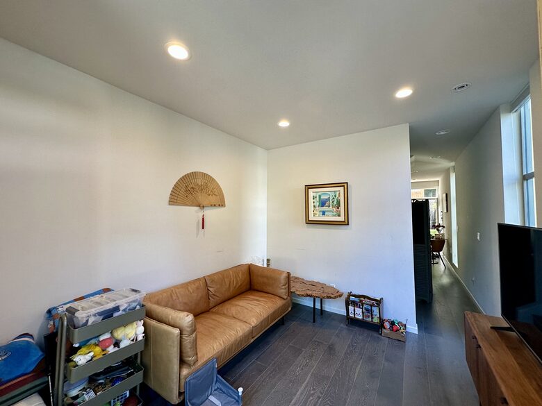 Family-Friendly Townhome Minutes from Alki Beach - Seattle, Washington