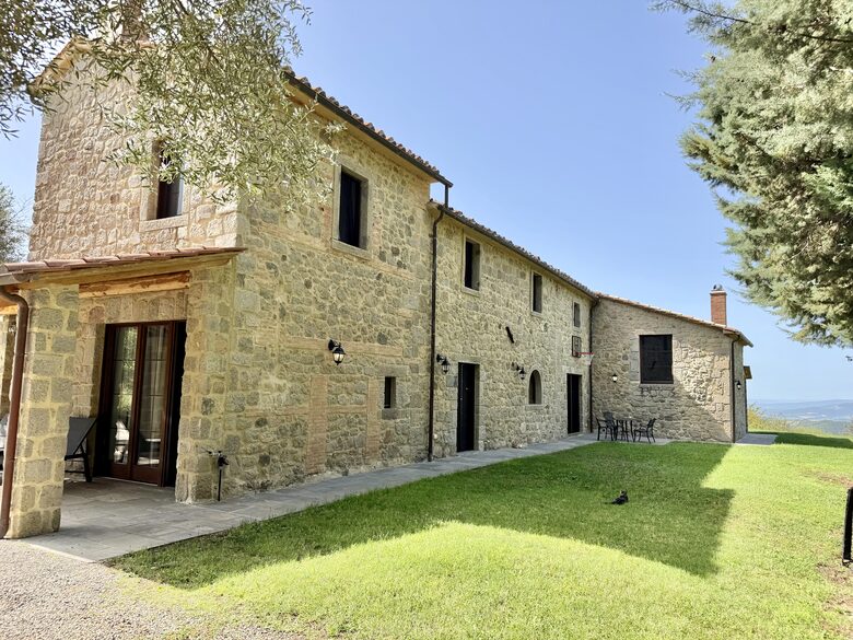 Tuscan Estate with Panoramic Countryside Views - Castel del Piano, Italy